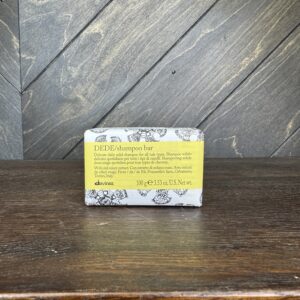 Dede shampoo bar